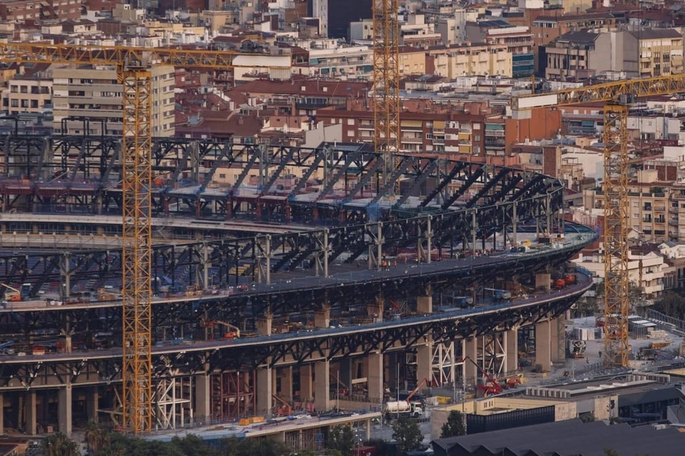 场和周边地, 巴萨就没有, 接受降低其 场和周边地, 巴萨就没有, 接受降低其