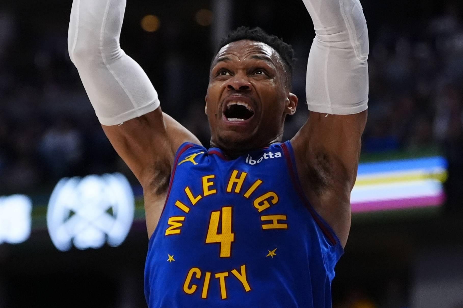 现如今, 韧带撕裂 现如今, 韧带撕裂