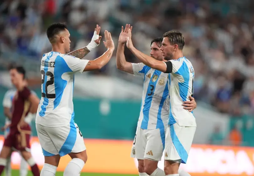 劳塔罗又连 劳塔罗又连